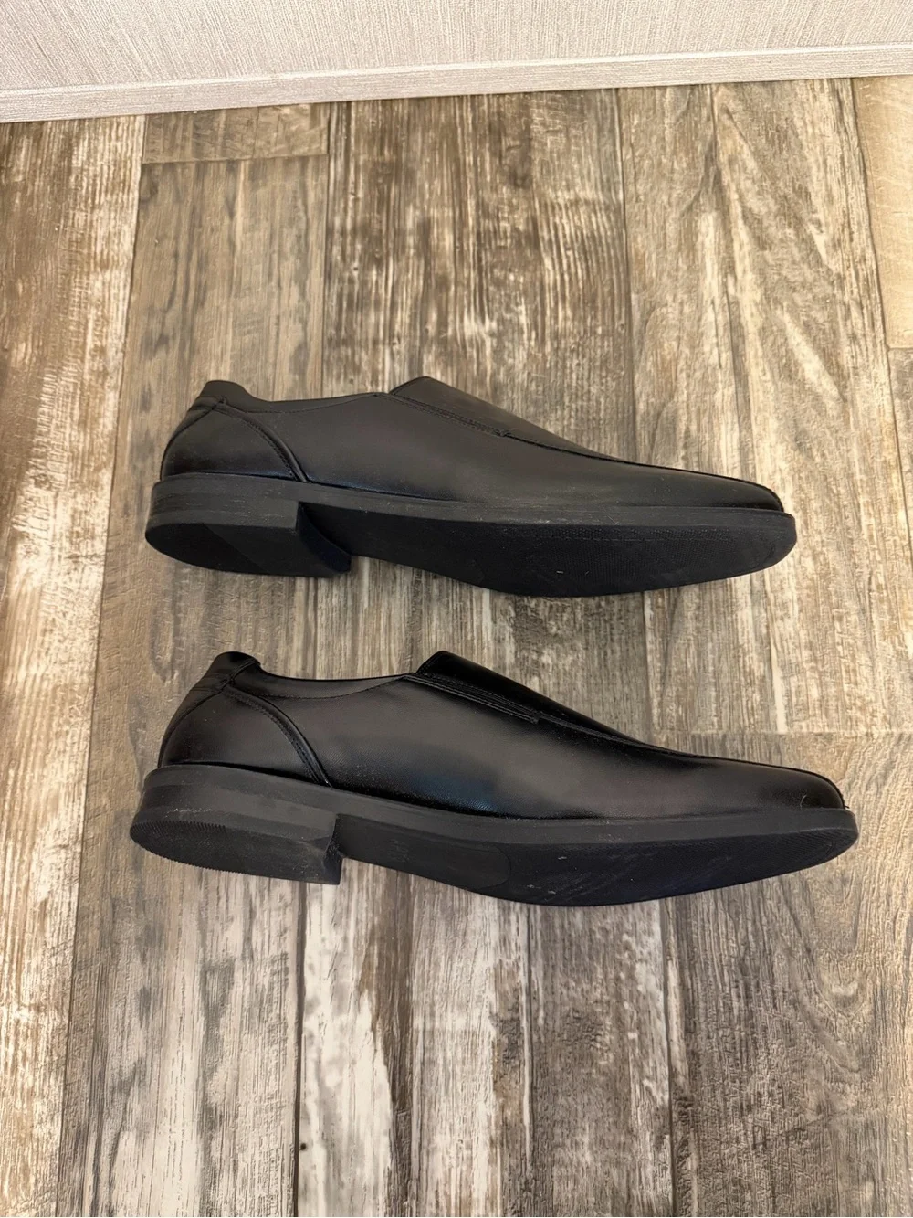 Black Slip-On Dress Shoe for Men Size 13
